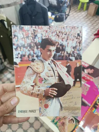 Lote Revistas y autógrafo Enrique Ponce