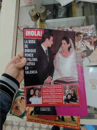 Lote Revistas y autógrafo Enrique Ponce