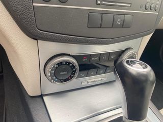 Mercedes-Benz Clase C 220 año 2011
