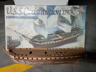 Maqueta U.S.S. Constitution 1797 a medio hacer