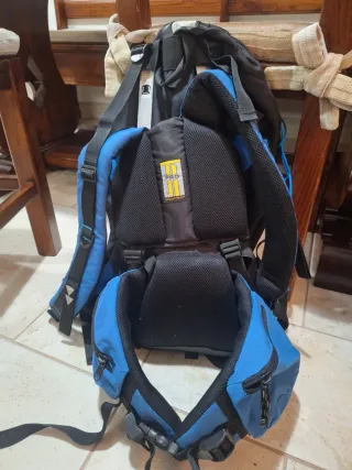 2 Zaini Scout Tech Blu/Rosso 70L.