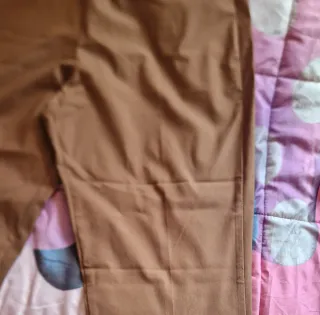 Pantalone donna calibrato marrone