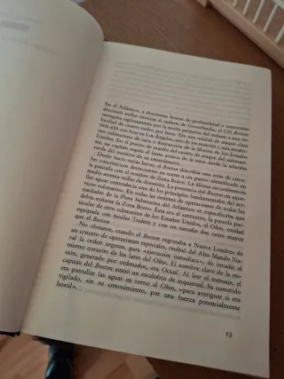 Libro novela español laberinto