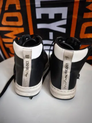 Scarpe Armani nere alte