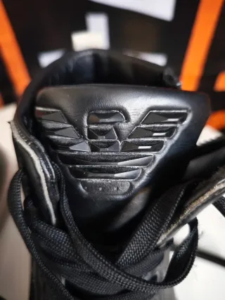 Scarpe Armani nere alte