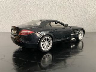Maisto Mercedes SLR McLaren 1:18