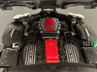 Maisto Mercedes SLR McLaren 1:18