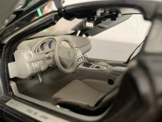 Maisto Mercedes SLR McLaren 1:18
