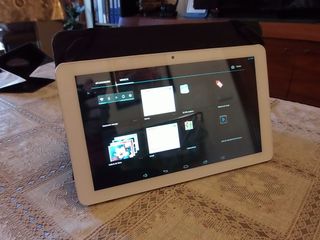 Tablet Woxter Nimbus 102 Q + Teclado SilverHT