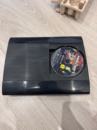 PS3 Super Slim con caja y mando