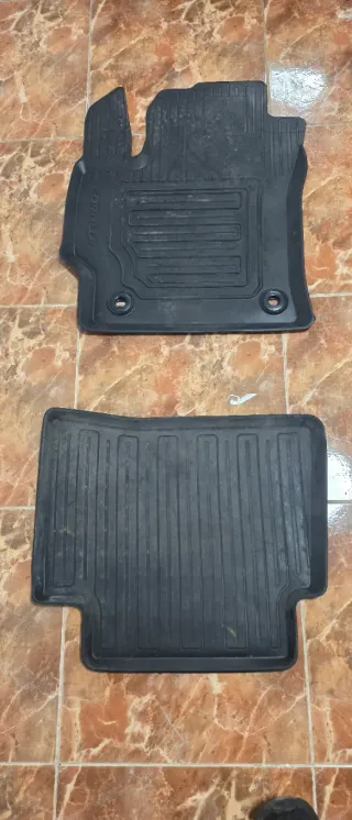 Alfombrillas Goma Toyota Corolla