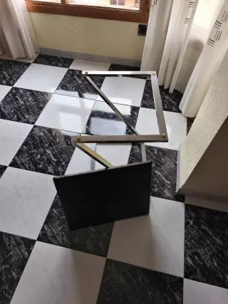 Mesa auxiliar moderna metal y tela