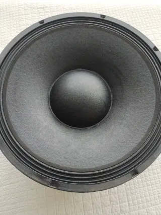 Zeck PW1504 Woofer 15 400W AES