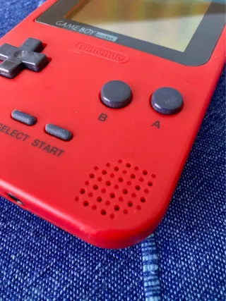 Nintendo Game Boy Pocket Roja