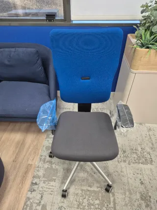 25 unità di nuove sedie da ufficio Steel