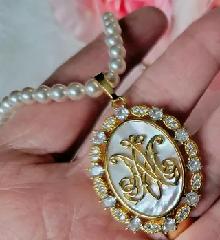 Medalla AveMaría nácar natural