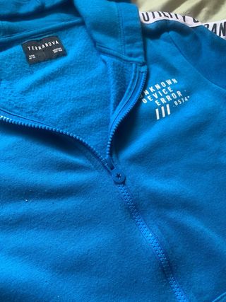 Sudadera para niños de 12-13 nueva accepto ofertas