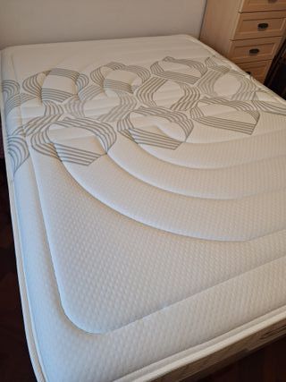 Colchón y canape Pikolin 135x190, comprado hace 4m