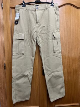 Pantalón vaquero cargo hombre