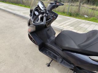 Kymco SuperDink 125cc Negra/Gris