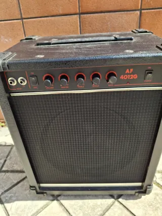 Amplificador AF 4012G Negro
