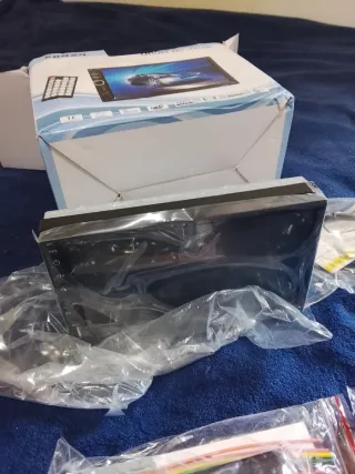 Radio Coche 60WX4 Modelo 7018B