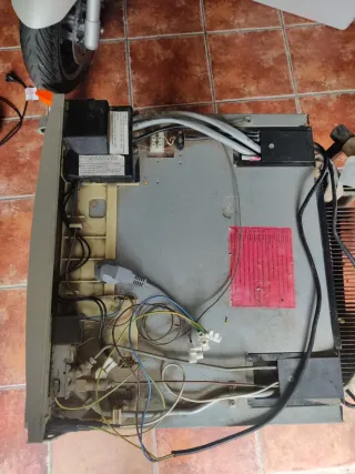 Nevera Trivalente Electrolux 12v, 220v, gas