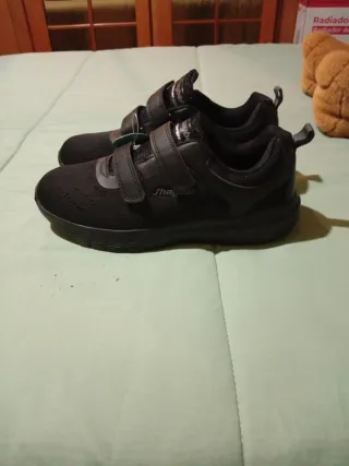 Zapatillas J'hayber Negras Nuevas