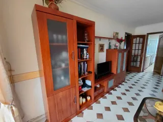 Armario vitrina comedor madera y cristal