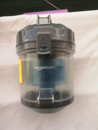 Depósito aspiradora Amazonbasics