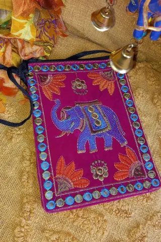 Bolsos a elegir Clutch Terciopelo Artesanales