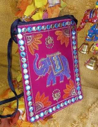 Bolsos a elegir Clutch Terciopelo Artesanales