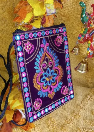 Bolsos a elegir Clutch Terciopelo Artesanales