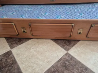 Cama nido de madera con cajones