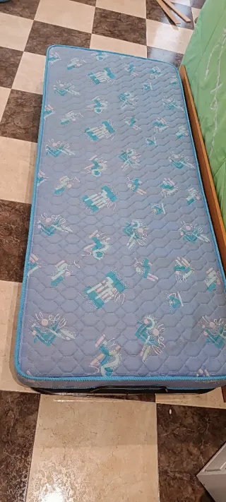 Cama nido de madera con cajones