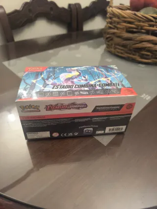 Pokemon Estadio Combina y Combate EscarlataPurpura