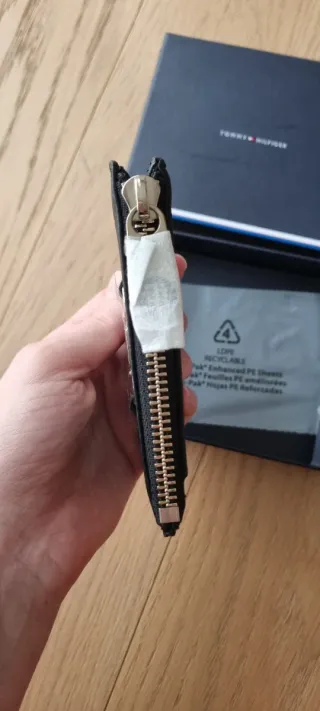 Portafoglio Tommy Hilfiger nero donna