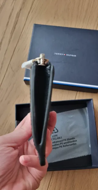 Portafoglio Tommy Hilfiger nero donna