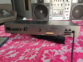 Luxman T-7L sintonizador estéreo FM/AM