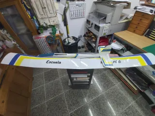 Velero RC Escuela modelhob 2m.Envergadura