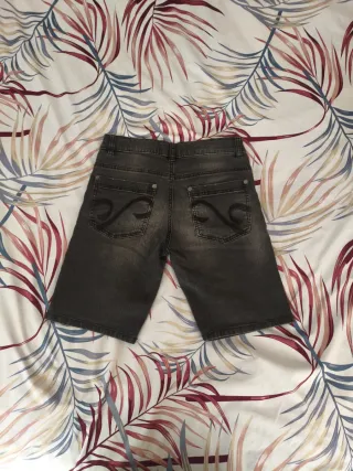 Tejanos cortos grises 12-13 años