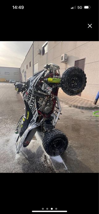 Suzuki LTZ 400 Quad