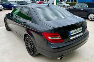 Mercedes-Benz Clase C 2011
