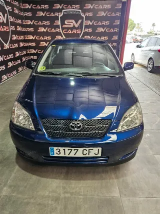Toyota Corolla 1.6 gasolina,76.000k,unico dueño.