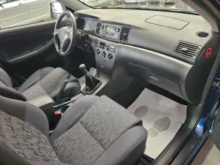 Toyota Corolla 1.6 gasolina,76.000k,unico dueño.