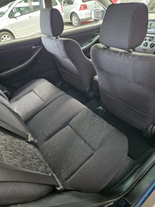 Toyota Corolla 1.6 gasolina,76.000k,unico dueño.