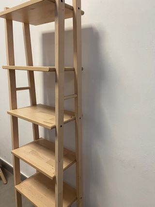Estantería de abedul