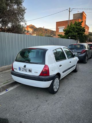 Renault Clio 2000 G/E7J C6