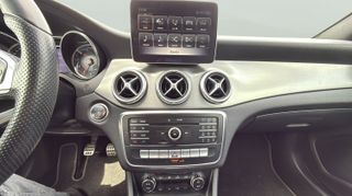 Mercedes-Benz CLA Shooting Brake 180 90 kW (122 CV)