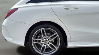 Mercedes-Benz CLA Shooting Brake 180 90 kW (122 CV)